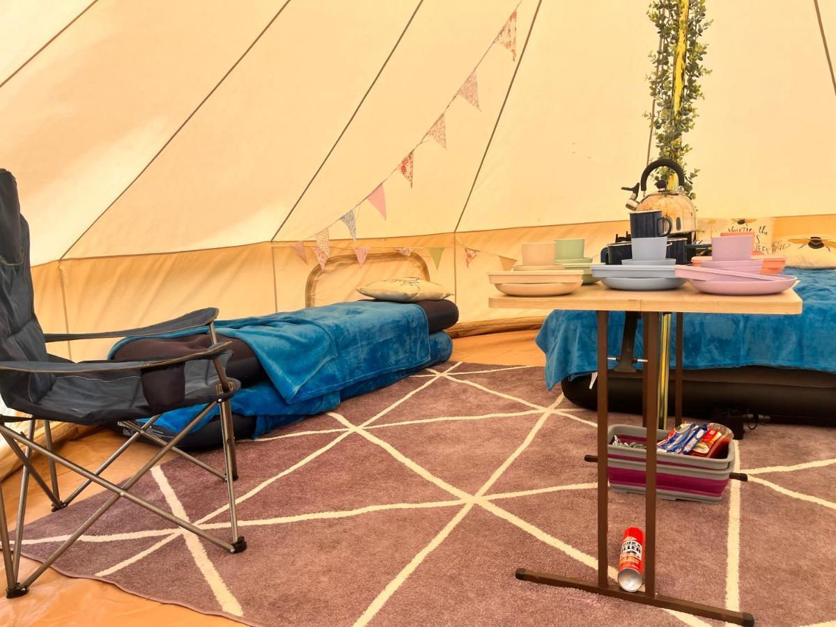 Hotel Syds Corner Bell Tent St Just Esterno foto
